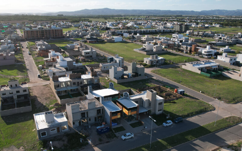 Mza 114
             Lote 13